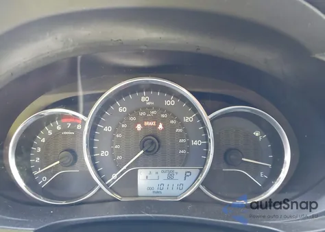 2015 Toyota Corolla Le z USA, uszkodzony, nr VIN 2T1BURHEXFC406450